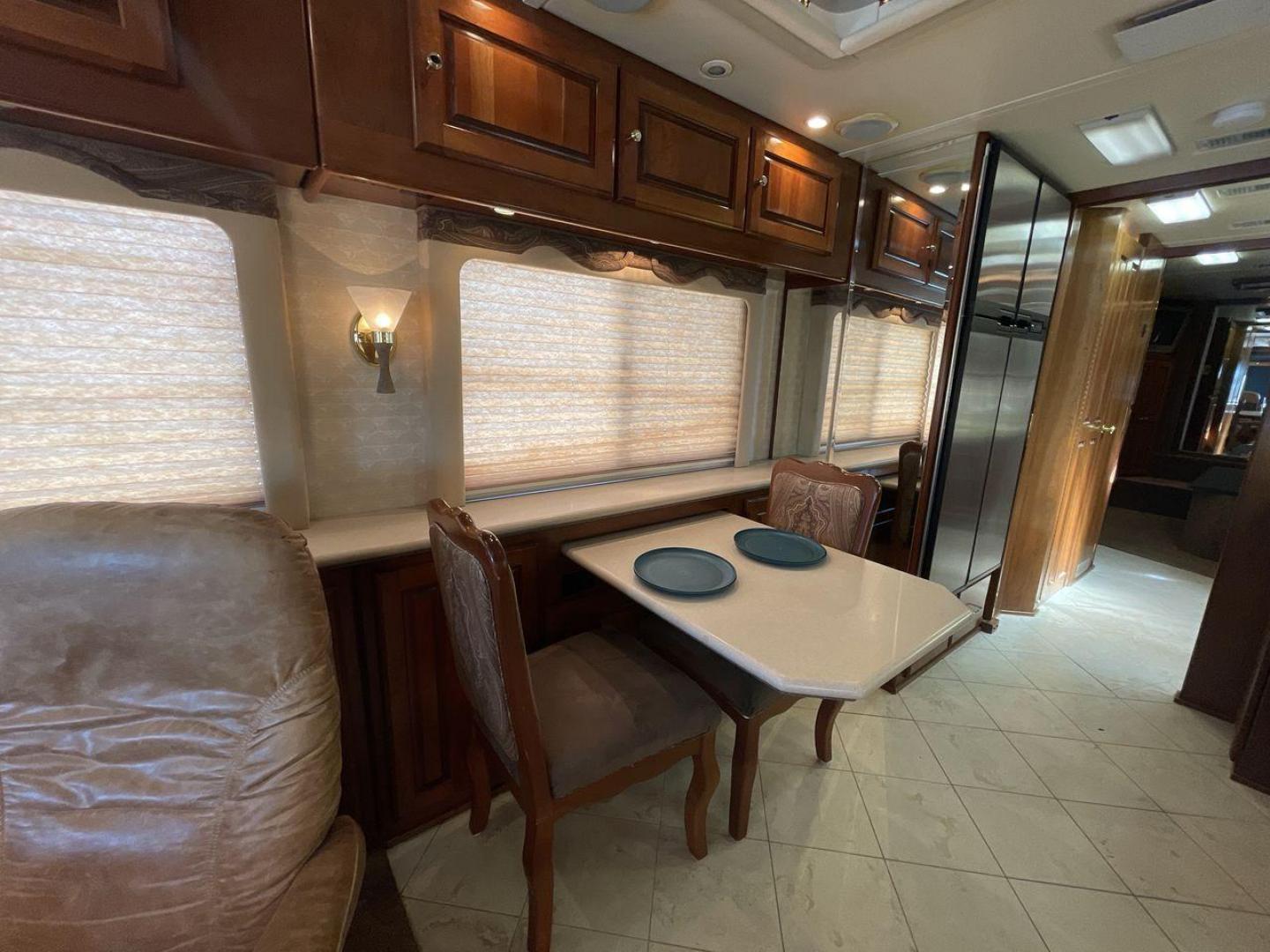 2003 MONACO EXECUTIVE 40DS (1RF14551X31) , Length: 41 ft | Slides: 2 transmission, located at 4319 N Main St, Cleburne, TX, 76033, (817) 678-5133, 32.385960, -97.391212 - Photo#12