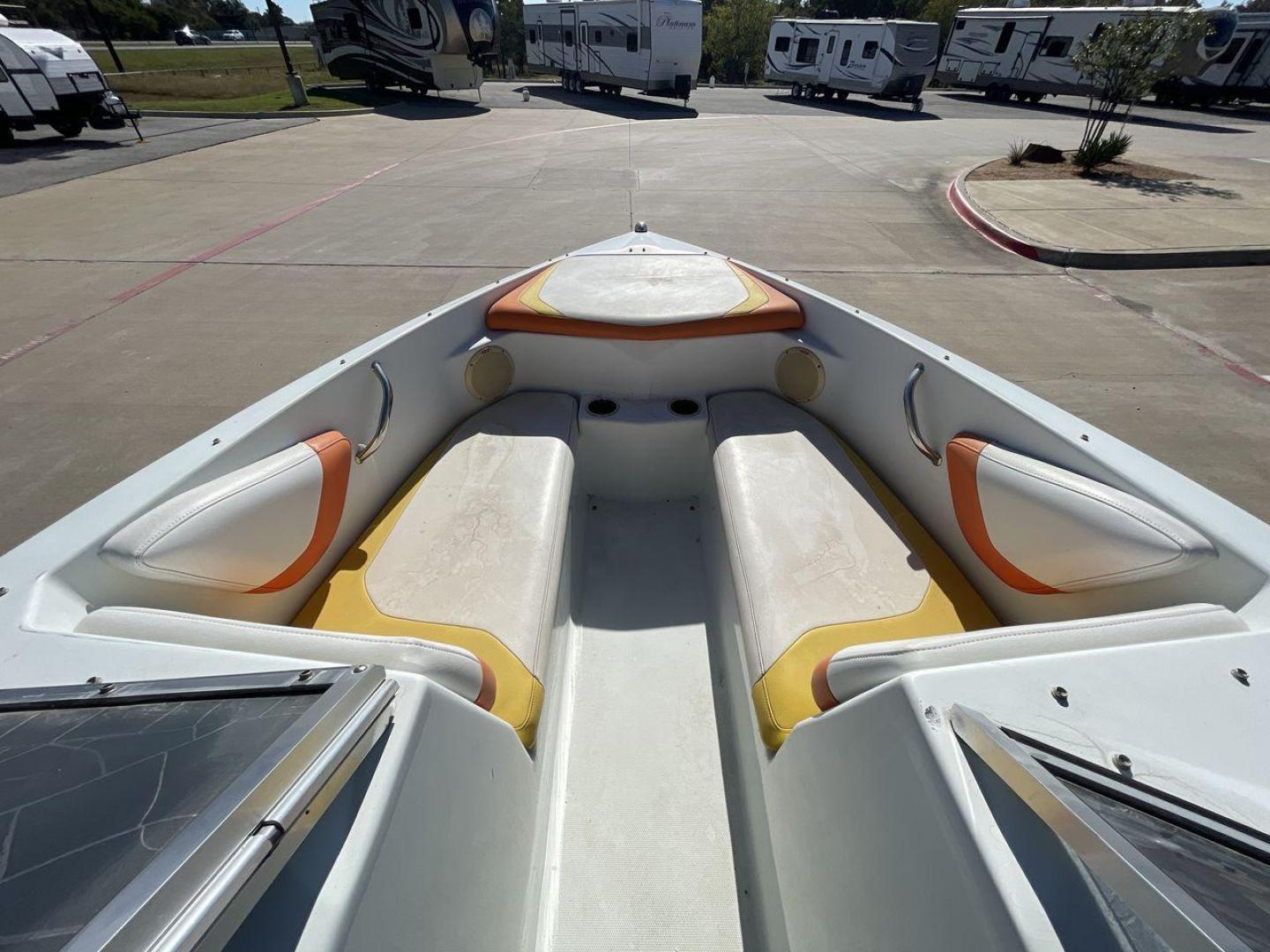 2007 ORANGE BAJA ISLANDER 202 (AGC47079A70) , Length: 21.92 ft. transmission, located at 4319 N Main St, Cleburne, TX, 76033, (817) 678-5133, 32.385960, -97.391212 - The 2007 Baja Islander 202 is an exciting boat that's great for people who want to have fun on the water. It is great for traveling, water sports, and fishing because it looks good and moves quickly. The Islander 202 is a small but useful 20 feet boat that is easy to move and tow, which makes it a g - Photo#12