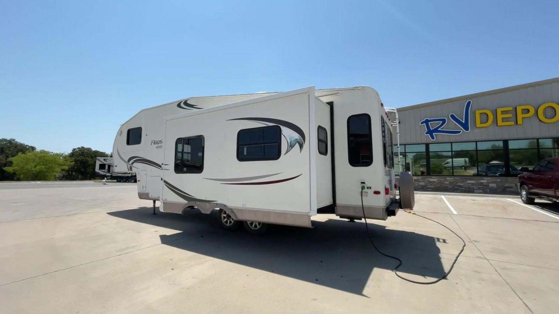 2010 WHITE FLAGSTAFF 8528CKSS - (4X4FFLD20A1) , Length: 30 ft. | Dry Weight: 6,877 lbs. | Slides: 2 transmission, located at 4319 N Main St, Cleburne, TX, 76033, (817) 678-5133, 32.385960, -97.391212 - The 2010 Flagstaff 8528CKSS CT is a well-crafted and compact travel trailer designed for comfort and convenience on the road. With a length of 30 feet 11 inches, a width of 8 feet, and a height of 12 feet 7 inches, this trailer offers a balance of space and maneuverability. Its thoughtful constructi - Photo#7