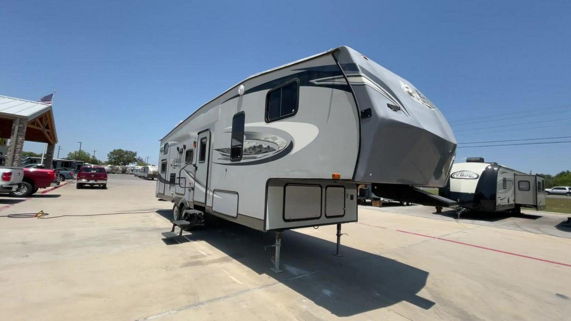 2011 JAYCO EAGLE HT SUPER LITE - (1UJCJ0BPXB1) , Length: 29.7 ft. | Dry Weight: 6,800 lbs. | Gross Weight: 9,950 lbs. | Slides: 2 transmission, located at 4319 N Main St, Cleburne, TX, 76033, (817) 678-5133, 32.385960, -97.391212 - Photo#3