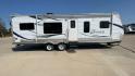 2012 CROSSROAD ZINGER 300RK - (4V0TC3024CA) , Length: 33.67 ft. | Dry Weight: 6,917 lbs. | Slides: 1 transmission, located at 4319 N Main St, Cleburne, TX, 76033, (817) 678-5133, 32.385960, -97.391212 - Photo#2