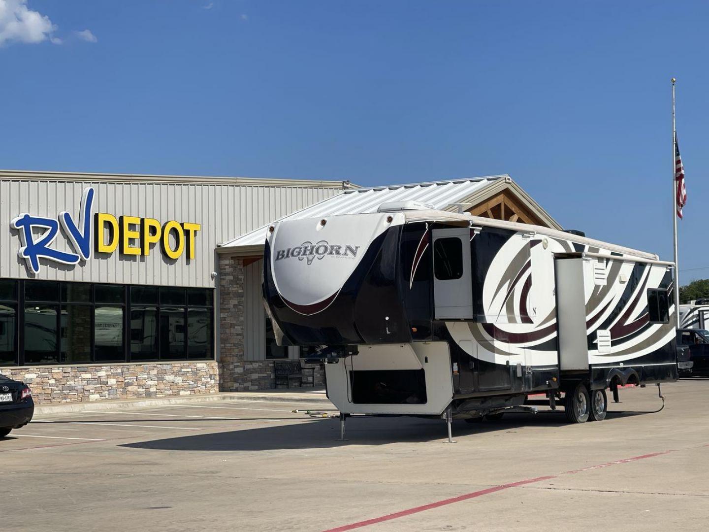 2013 TAN BIGHORN 3685RL (5SFBG3820DE) , Length: 38.6 ft | Dry Weight: 12,192 lbs. | Gross Weight: 15,500 lbs. | Slides: 3 transmission, located at 4319 N Main St, Cleburne, TX, 76033, (817) 678-5133, 32.385960, -97.391212 - Photo#0