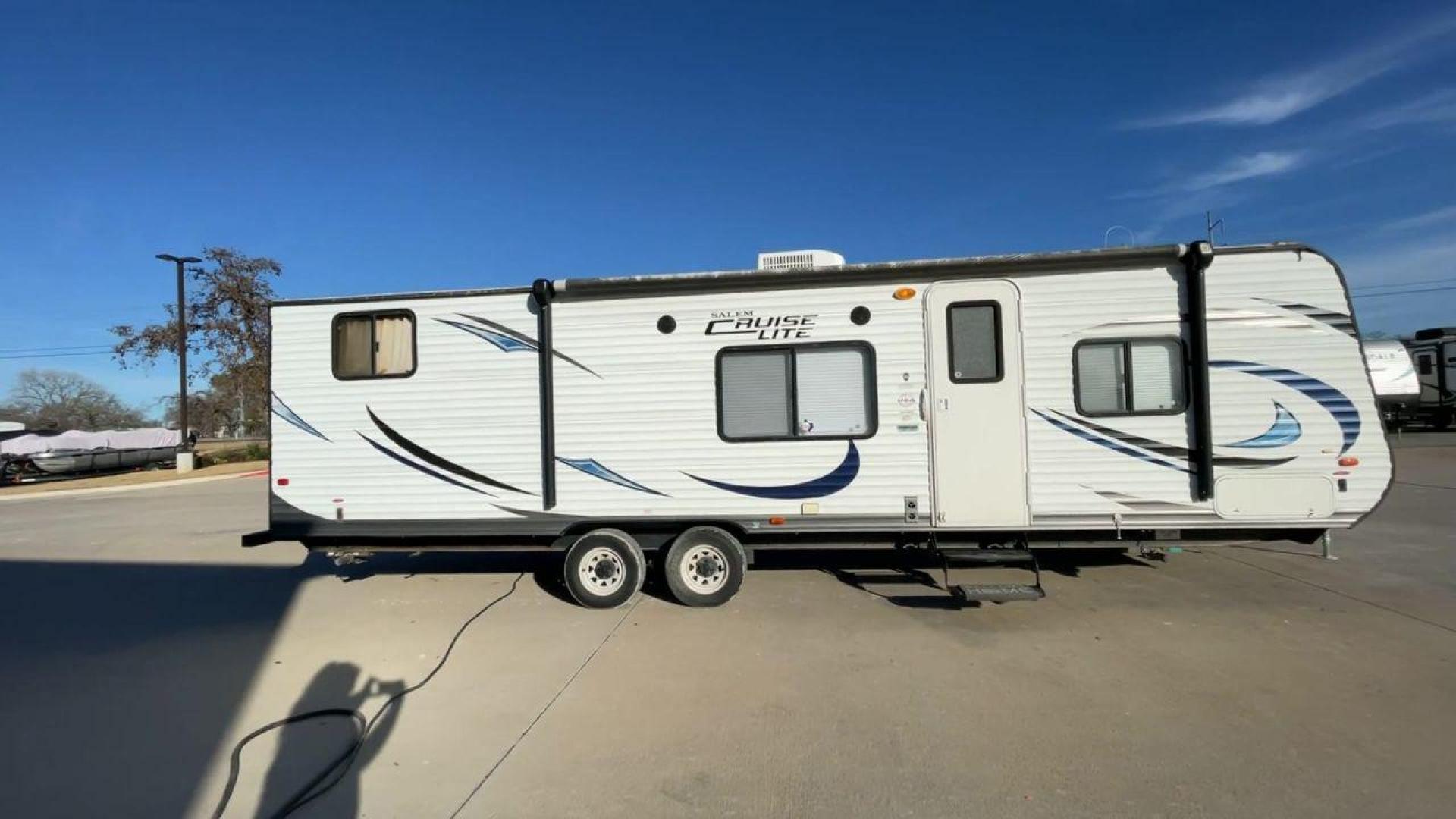 2013 FOREST RIVER SALEM 281QB (4X4TSMD20DR) , located at 4319 N Main St, Cleburne, TX, 76033, (817) 678-5133, 32.385960, -97.391212 - Photo#2