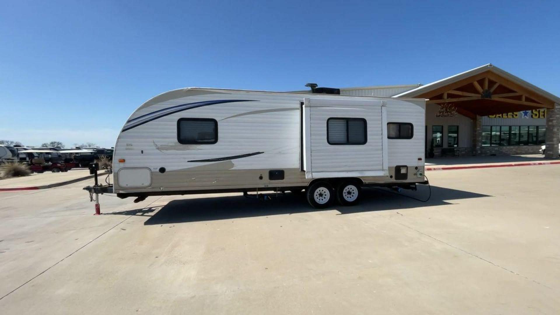 2014 SKYLINE WEEKENDER 260 - (1SE200M24EC) , located at 4319 N Main St, Cleburne, TX, 76033, (817) 678-5133, 32.385960, -97.391212 - Photo#6