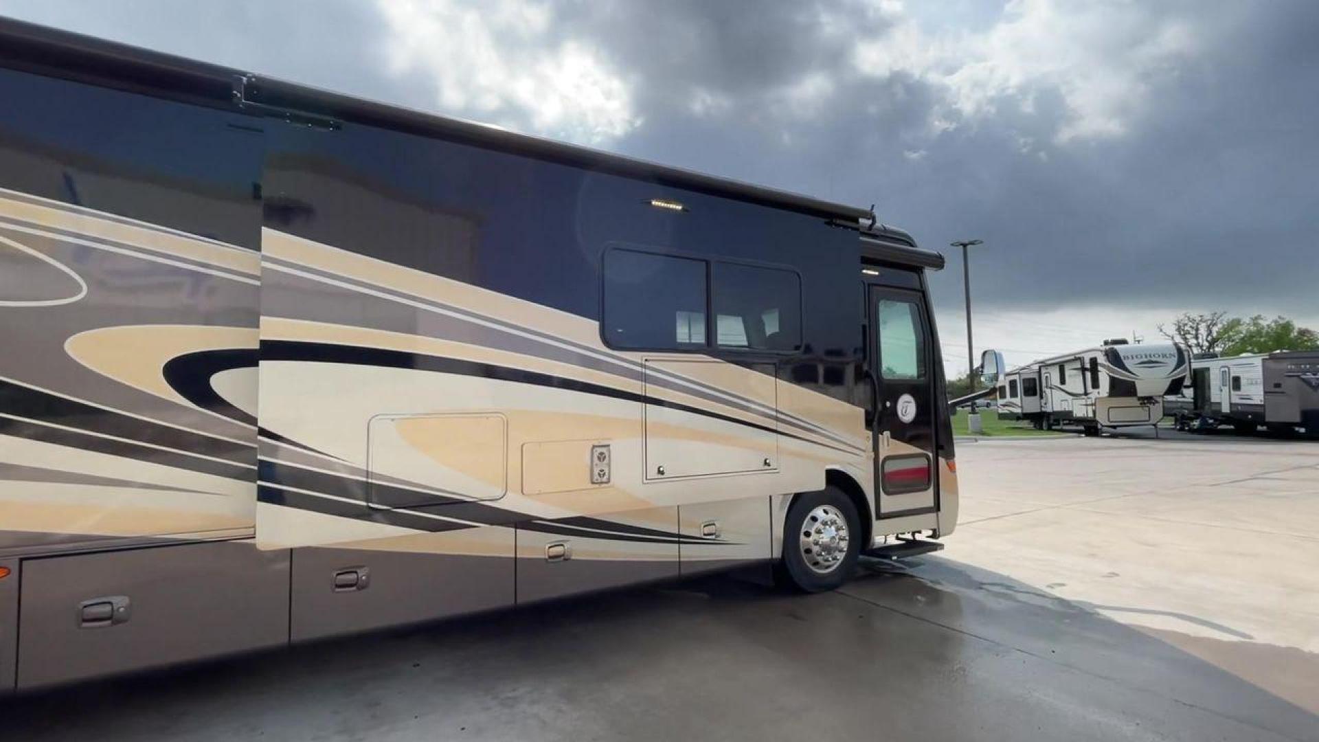 2015 BLACK DES ALLEGRO BREEZE 32BR (5VBRC93A4EA) , Length: 33.17 ft | Gross Weight: 23,500 lbs transmission, located at 4319 N Main St, Cleburne, TX, 76033, (817) 678-5133, 32.385960, -97.391212 - Photo#2