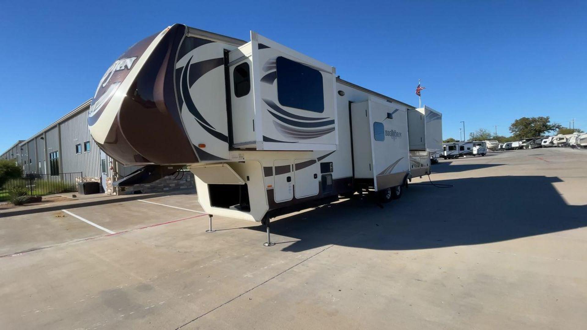 2015 TAN BIGHORN 3750FL (5SFBG4323FE) , Length: 41.7 ft. | Gross Weight: 16,000 lbs. | Slides: 5 transmission, located at 4319 N Main St, Cleburne, TX, 76033, (817) 678-5133, 32.385960, -97.391212 - Photo#5