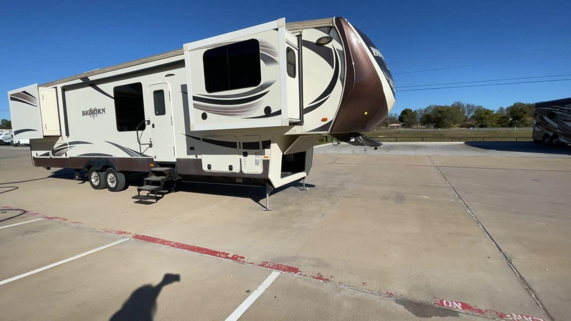 2015 TAN BIGHORN 3750FL (5SFBG4323FE) , Length: 41.7 ft. | Gross Weight: 16,000 lbs. | Slides: 5 transmission, located at 4319 N Main St, Cleburne, TX, 76033, (817) 678-5133, 32.385960, -97.391212 - Photo#3