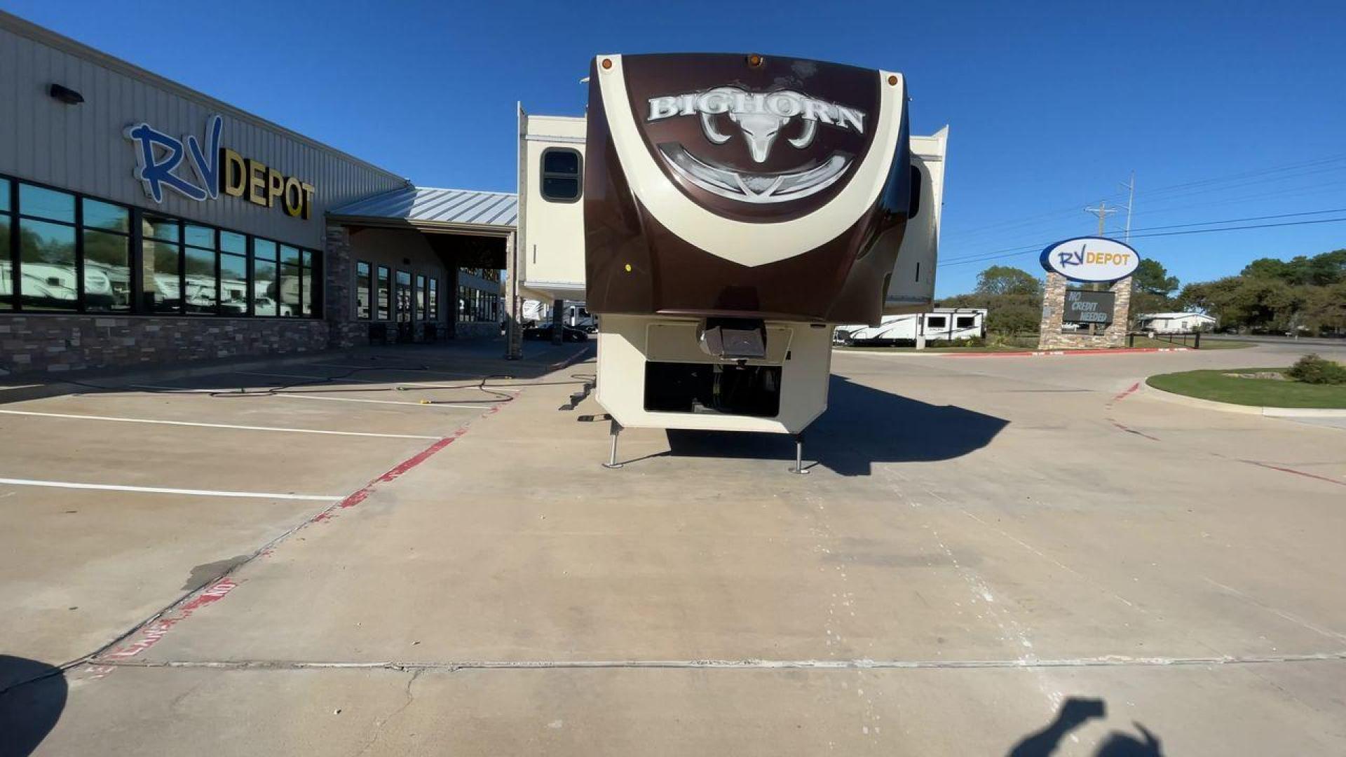 2015 TAN BIGHORN 3750FL (5SFBG4323FE) , Length: 41.7 ft. | Gross Weight: 16,000 lbs. | Slides: 5 transmission, located at 4319 N Main St, Cleburne, TX, 76033, (817) 678-5133, 32.385960, -97.391212 - Photo#4