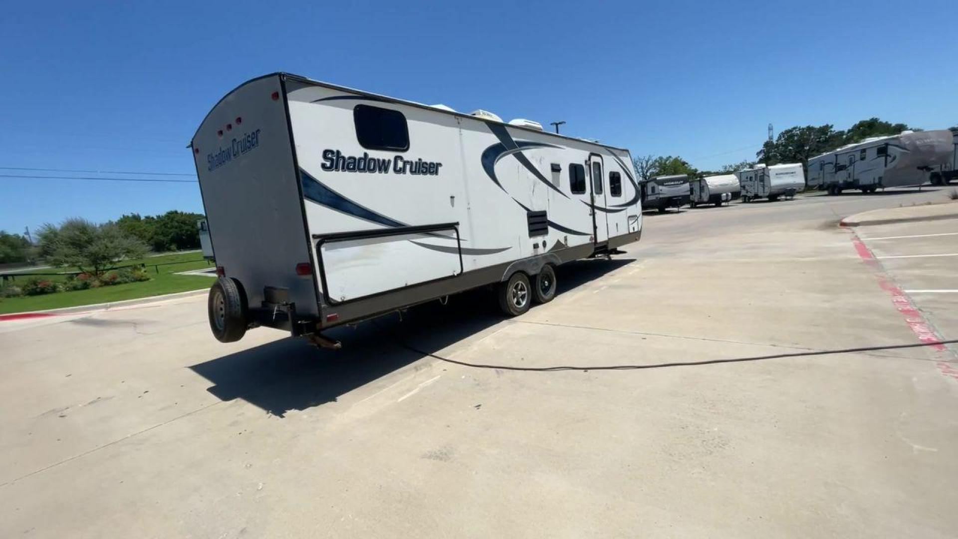 2015 GRAY CRUISER RV SHADOW CRUISER (5RXTD2821F1) , located at 4319 N Main St, Cleburne, TX, 76033, (817) 678-5133, 32.385960, -97.391212 - Photo#1