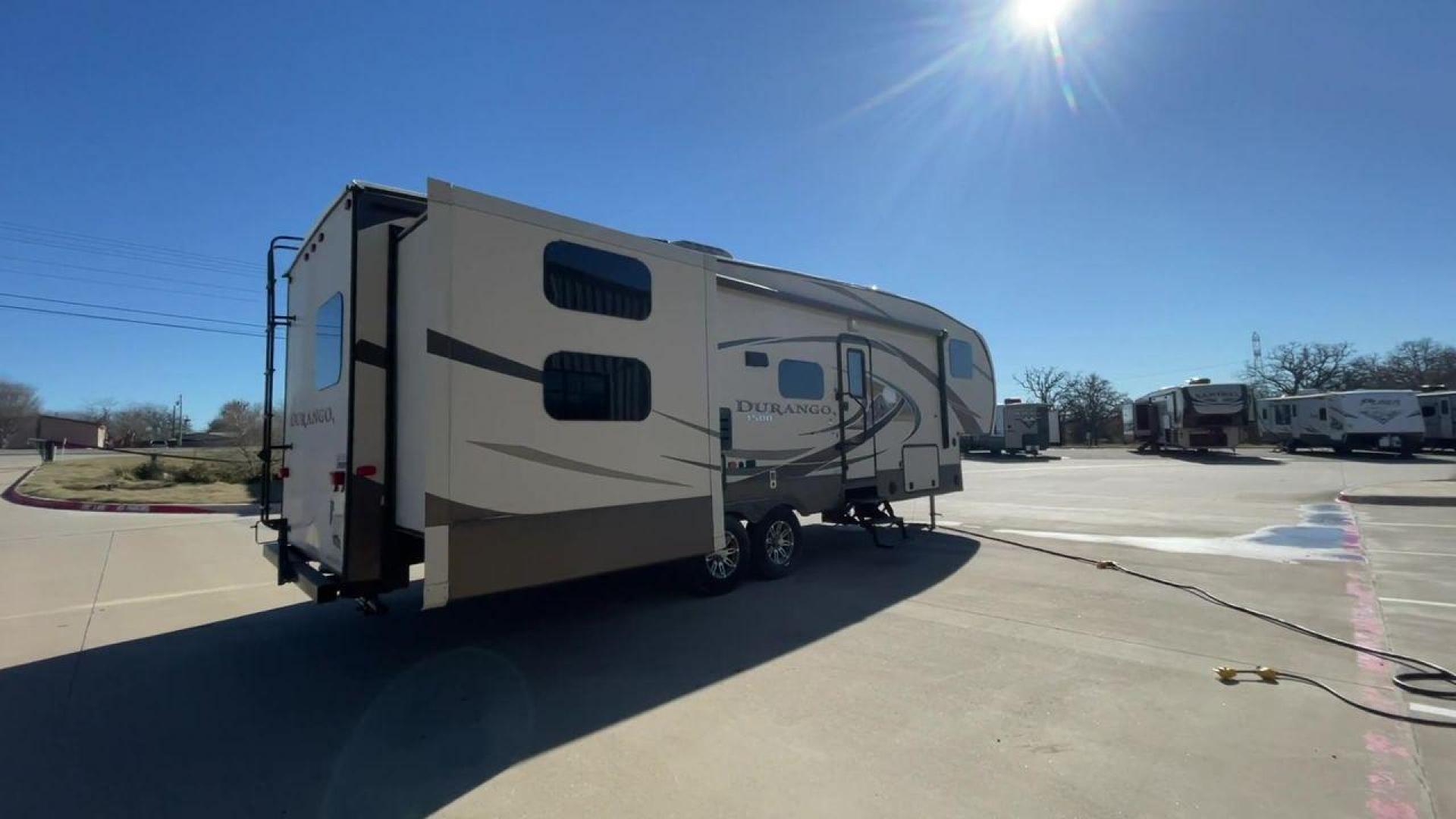 2015 WHITE DURANGO 296BH (4EZFD2925F6) , located at 4319 N Main St, Cleburne, TX, 76033, (817) 678-5133, 32.385960, -97.391212 - Photo#1