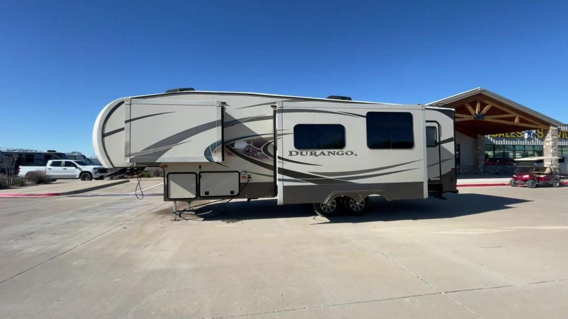 2015 WHITE DURANGO 296BH (4EZFD2925F6) , located at 4319 N Main St, Cleburne, TX, 76033, (817) 678-5133, 32.385960, -97.391212 - Photo#6