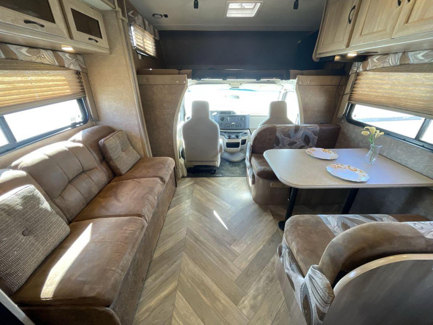 2016 COACHMEN FREELANDER 29KS (1FDXE4FS5FD) , located at 4319 N Main St, Cleburne, TX, 76033, (817) 678-5133, 32.385960, -97.391212 - Photo#10