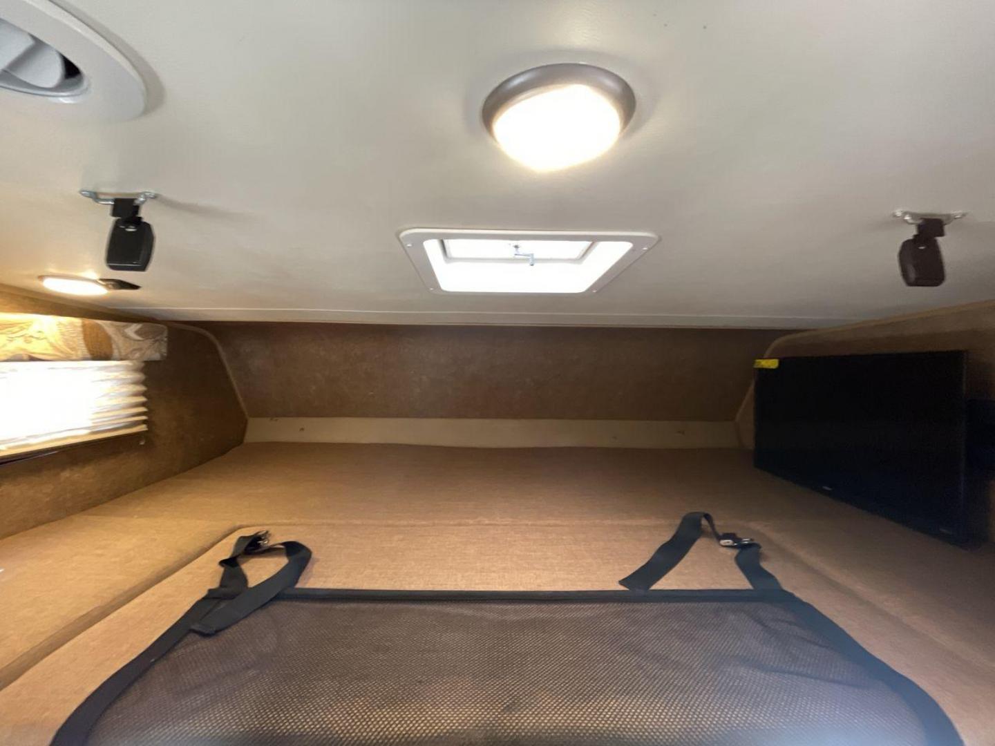 2016 COACHMEN FREELANDER 29KS (1FDXE4FS5FD) , located at 4319 N Main St, Cleburne, TX, 76033, (817) 678-5133, 32.385960, -97.391212 - Photo#18