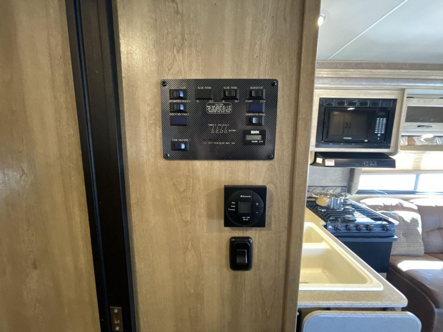 2016 COACHMEN FREELANDER 29KS (1FDXE4FS5FD) , located at 4319 N Main St, Cleburne, TX, 76033, (817) 678-5133, 32.385960, -97.391212 - Photo#20