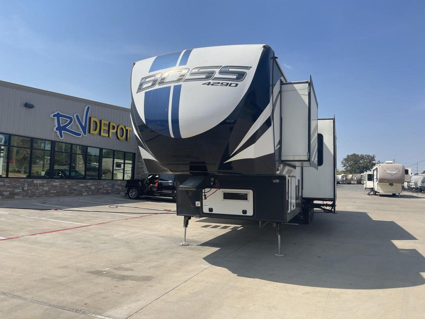 2016 CRUISER RV BOSS 4290 (5RXFJ4530G1) , Length: 46 ft. | Dry Weight: 14,835 lbs. | Slides: 2 transmission, located at 4319 N Main St, Cleburne, TX, 76033, (817) 678-5133, 32.385960, -97.391212 - The 2016 Cruiser RV Boss 4290 Recreational is a remarkable toy hauler designed for a premium travel experience. With a length of 46 feet, this model offers two slide-outs, providing an expansive and well-designed interior. It features a luxurious master bedroom with a king-size bed, and the spaciou - Photo#0