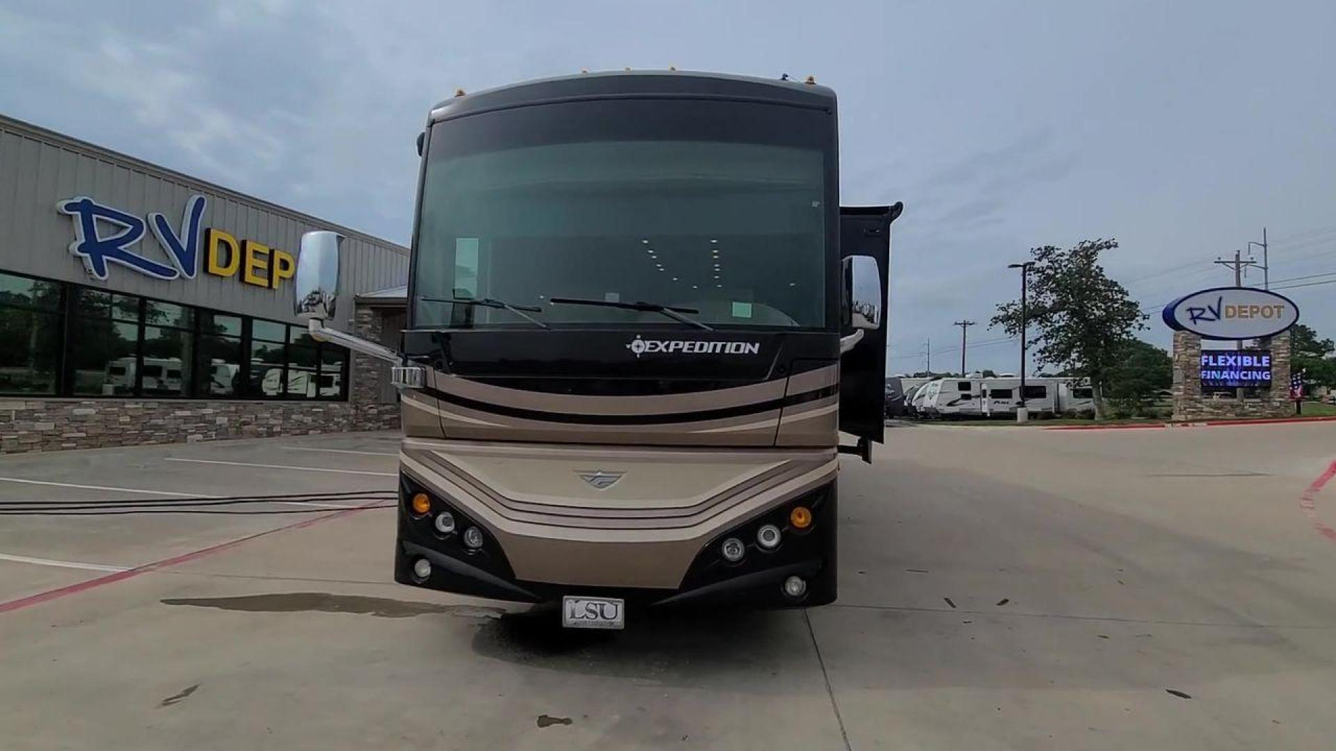 2016 BLACK DES FLEETWOOD EXPEDITION 38K (4UZACWDT2GC) , Length: 38.62 ft | Gross Weight: 32,400 lbs. | Slides: 3 transmission, located at 4319 N Main St, Cleburne, TX, 76033, (817) 678-5133, 32.385960, -97.391212 - The 2016 Fleetwood Expedition 36K motorhome runs for about 50,505 miles. The dimensions are 38.62 ft in length, 8.5 ft in width, 12.83 ft in height, 7 ft interior height, and a wheelbase of 21 ft. It has a towing capacity of 10,000 lbs and a GVWR of 32,400 lbs. There are three total slideouts and on - Photo#4