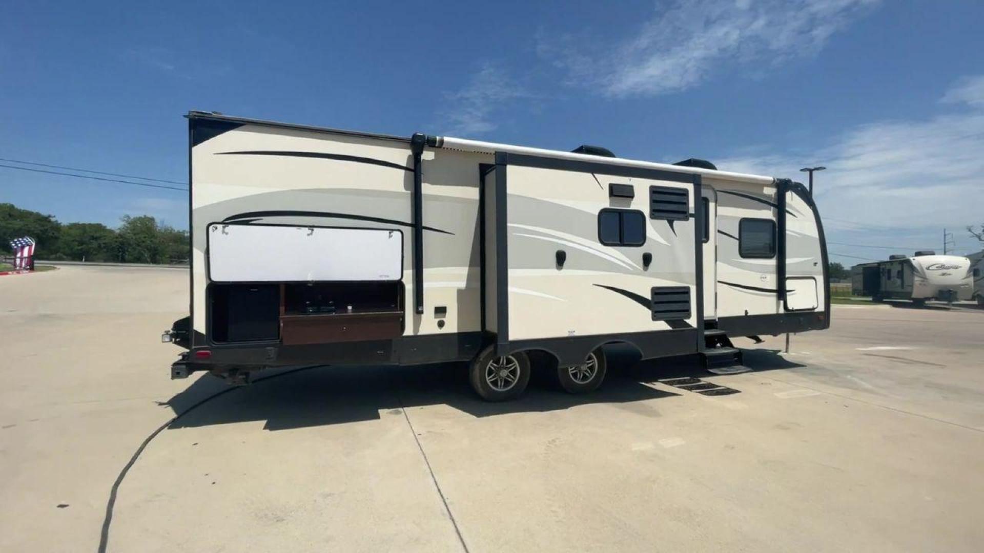 2016 WHITE FOREST RIVER VIBE 279RBS (4X4TVBD26G4) , Length: 33.25 ft. | Dry Weight: 7,032 lbs. | Slides: 2 transmission, located at 4319 N Main St, Cleburne, TX, 76033, (817) 678-5133, 32.385960, -97.391212 - Photo#1