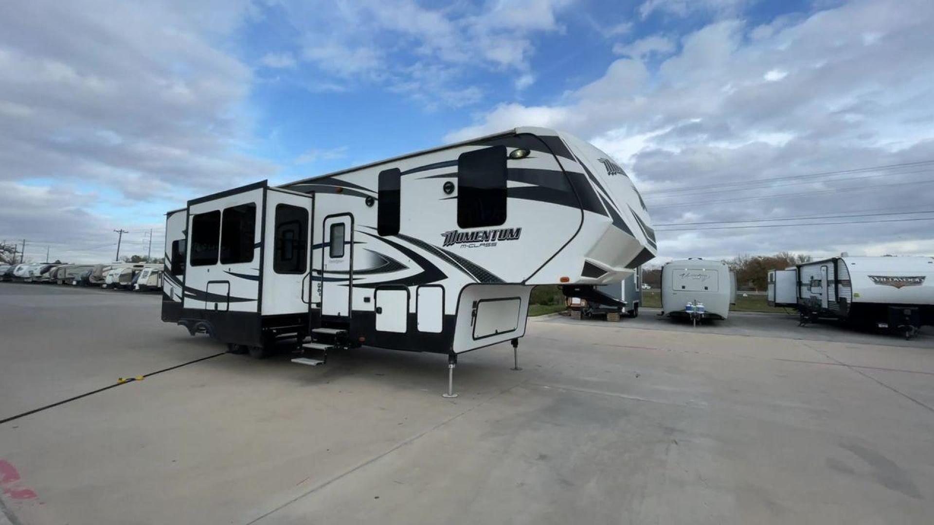 2016 GRAY GRAND DESIGN MOMENTUM 350M (573FM4025G1) , located at 4319 N Main St, Cleburne, TX, 76033, (817) 678-5133, 32.385960, -97.391212 - VIRGINIA TITLE, WILL NEED ORIGINAL INSPECTION - Photo#3