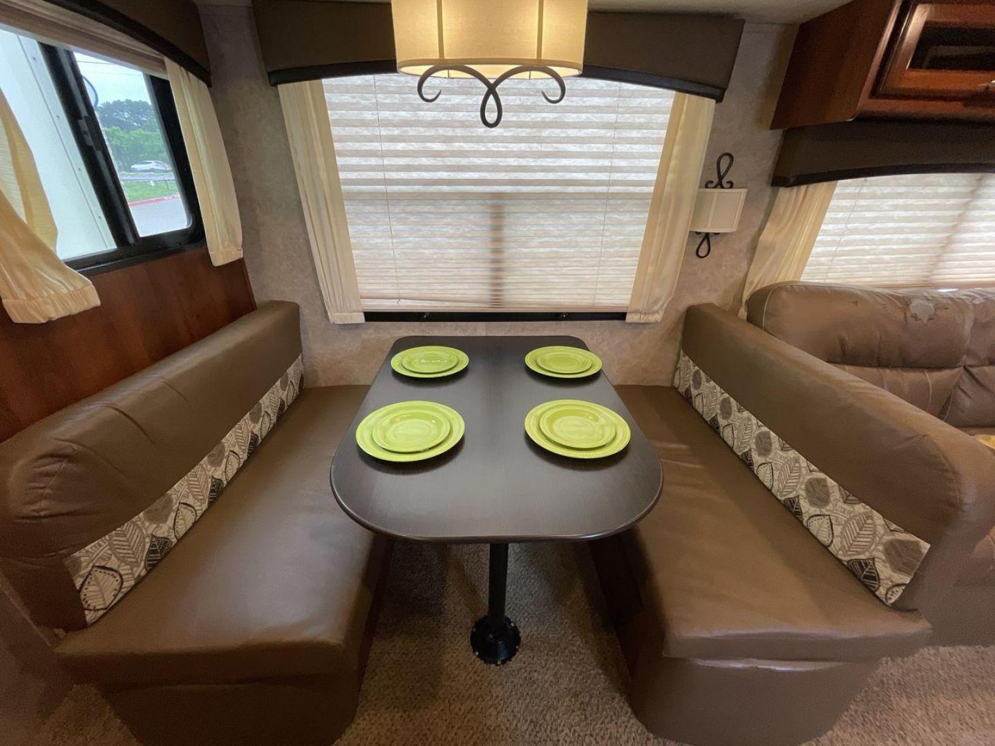 2016 JAYCO EAGLE 324BHTS (1UJBJ0BT0G1) , located at 4319 N Main St, Cleburne, TX, 76033, (817) 678-5133, 32.385960, -97.391212 - Photo#13