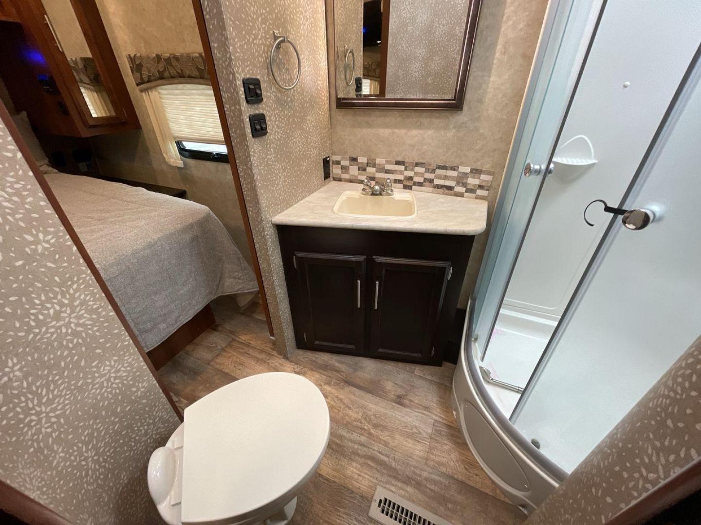 2016 JAYCO EAGLE 324BHTS (1UJBJ0BT0G1) , located at 4319 N Main St, Cleburne, TX, 76033, (817) 678-5133, 32.385960, -97.391212 - Photo#14