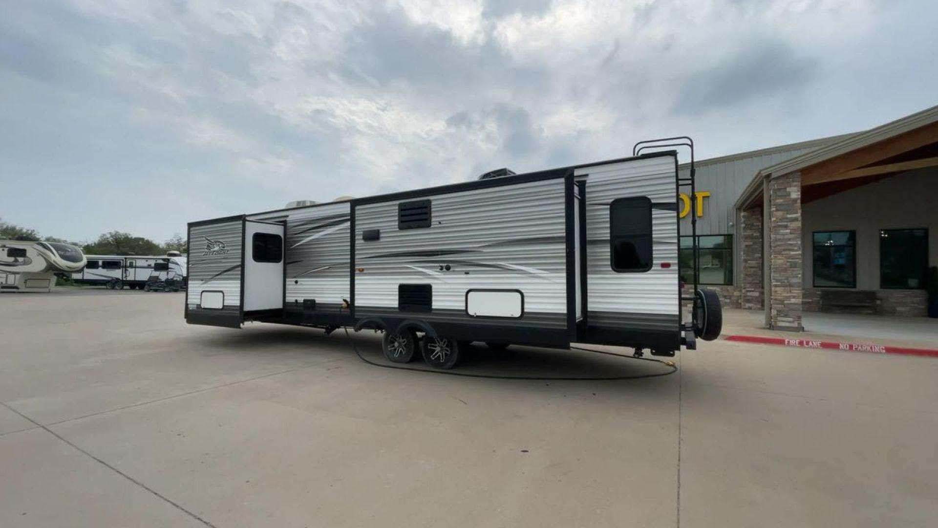 2016 JAYCO JAY FLIGHT 34RSBS (1UJBJ0BT0G1) , located at 4319 N Main St, Cleburne, TX, 76033, (817) 678-5133, 32.385960, -97.391212 - Photo#7