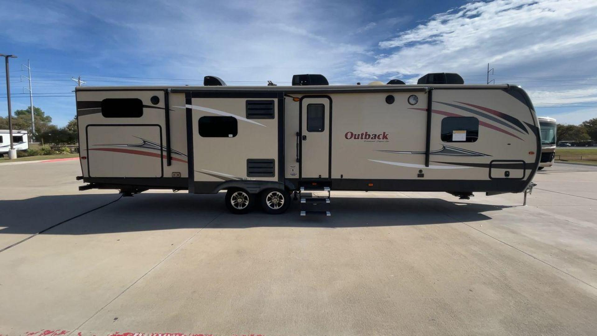 2016 KEYSTONE OUTBACK 325BH (4YDT32524GB) , Length: 37.42 ft. | Dry Weight: 8,325 lbs. | Gross Weight: 10,500 lbs. | Slides: 3 transmission, located at 4319 N Main St, Cleburne, TX, 76033, (817) 678-5133, 32.385960, -97.391212 - Photo#2