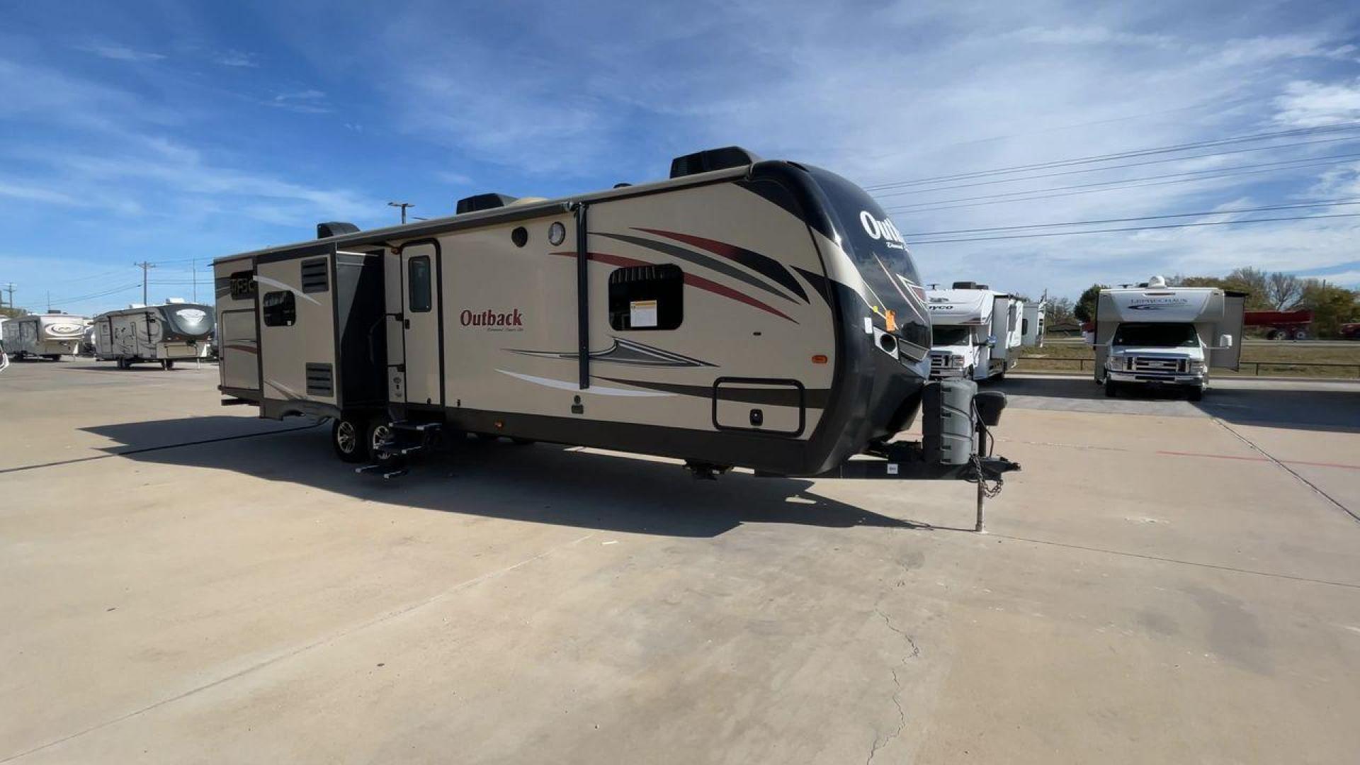 2016 KEYSTONE OUTBACK 325BH (4YDT32524GB) , Length: 37.42 ft. | Dry Weight: 8,325 lbs. | Gross Weight: 10,500 lbs. | Slides: 3 transmission, located at 4319 N Main St, Cleburne, TX, 76033, (817) 678-5133, 32.385960, -97.391212 - Photo#3