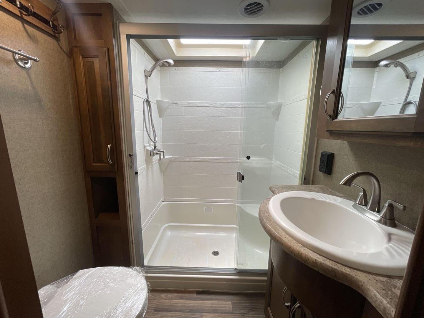 2017 COACHMEN CHAPARRAL 360IBL (5ZT3CH1B0HA) , Length: 39.67 ft. | Dry Weight: 11,449 lbs. | Gross Weight: 14,000 lbs. | Slides: 4 transmission, located at 4319 N Main St, Cleburne, TX, 76033, (817) 678-5133, 32.385960, -97.391212 - Photo#15