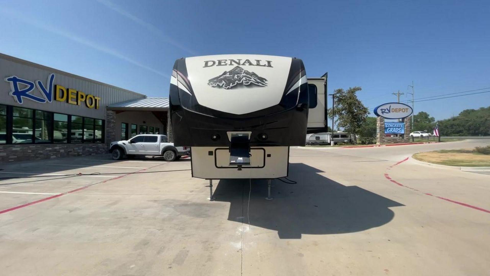 2017 TAN DENALI 335RLK (4YDF33522HP) , located at 4319 N Main St, Cleburne, TX, 76033, (817) 678-5133, 32.385960, -97.391212 - Photo#4