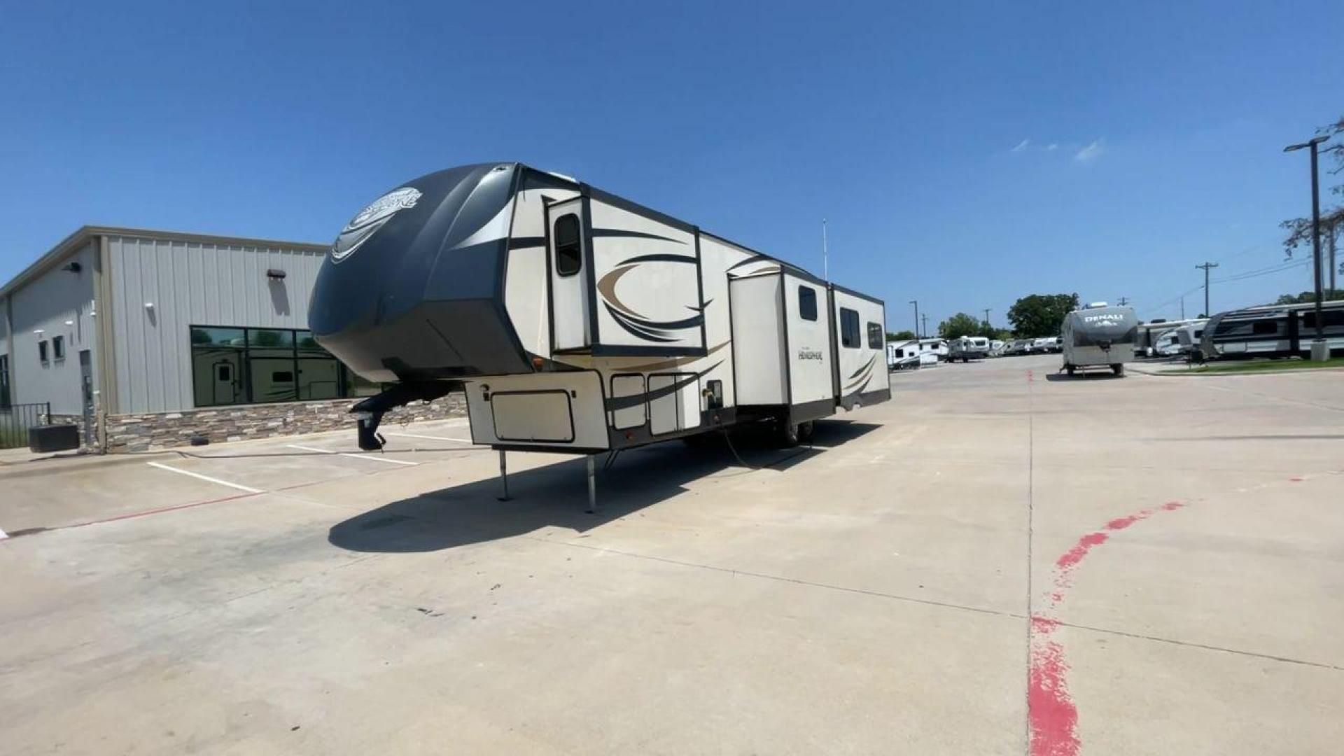 2017 TAN FOREST RIVER SALEM HEMISPHERE (4X4FSBN23HV) , Length: 42 ft.| Dry Weight: 10,924 lbs.| Slides: 4 transmission, located at 4319 N Main St, Cleburne, TX, 76033, (817) 678-5133, 32.385960, -97.391212 - This is a 2017 Salem Hemisphere 368RLBHK fifth wheel. It has dimensions of 42 ft in length, 8 ft in width, and a 13.17 ft height. It has a dry weight of 10,924 lbs and a payload capacity of 3,156 lbs with a hitch weight of 2,080 lbs. This comes with four power-retractable slideouts and one 19 ft pow - Photo#5