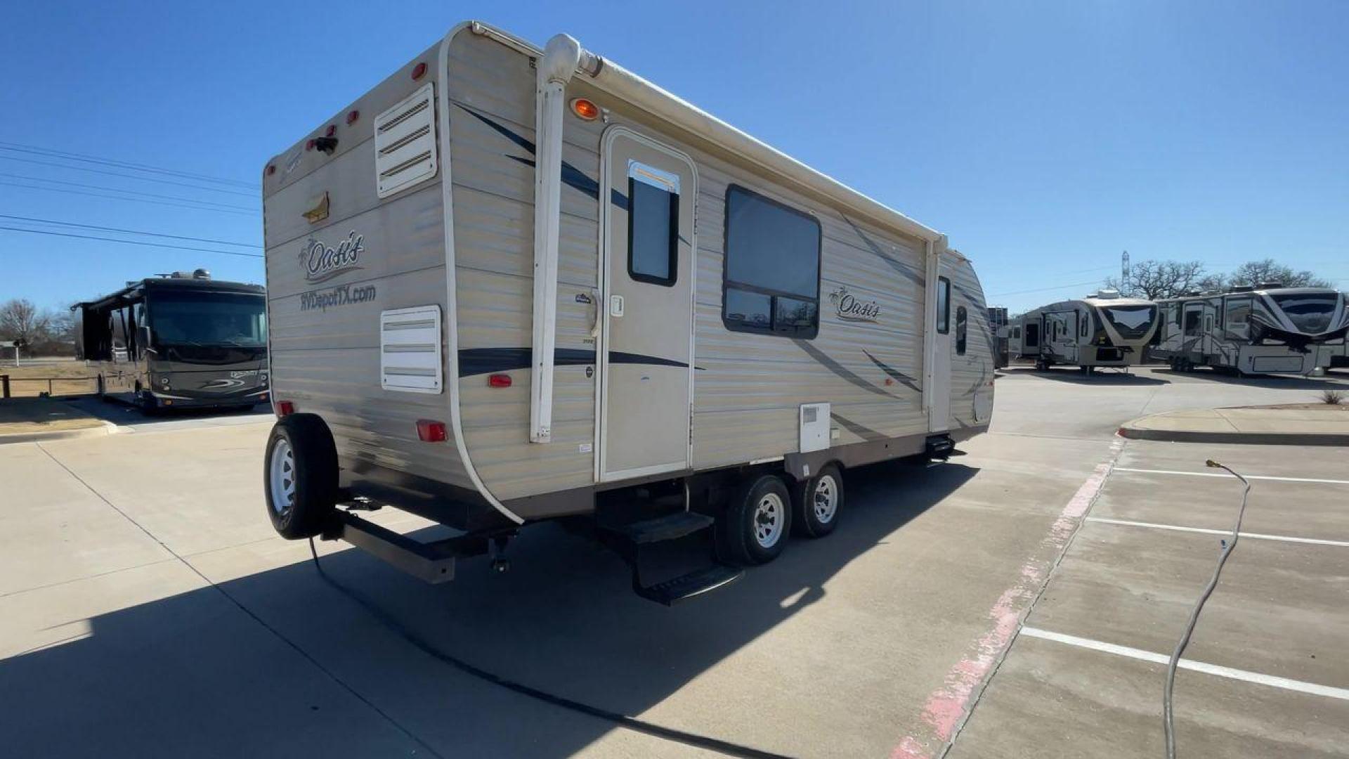 2017 FOREST RIVER SHASTA OASIS 25RK (5ZT2SSPB4HE) , Length: 29.17 ft. | Dry Weight: 5,200 lbs. | Slides: 1 transmission, located at 4319 N Main St, Cleburne, TX, 76033, (817) 678-5133, 32.385960, -97.391212 - Photo#1