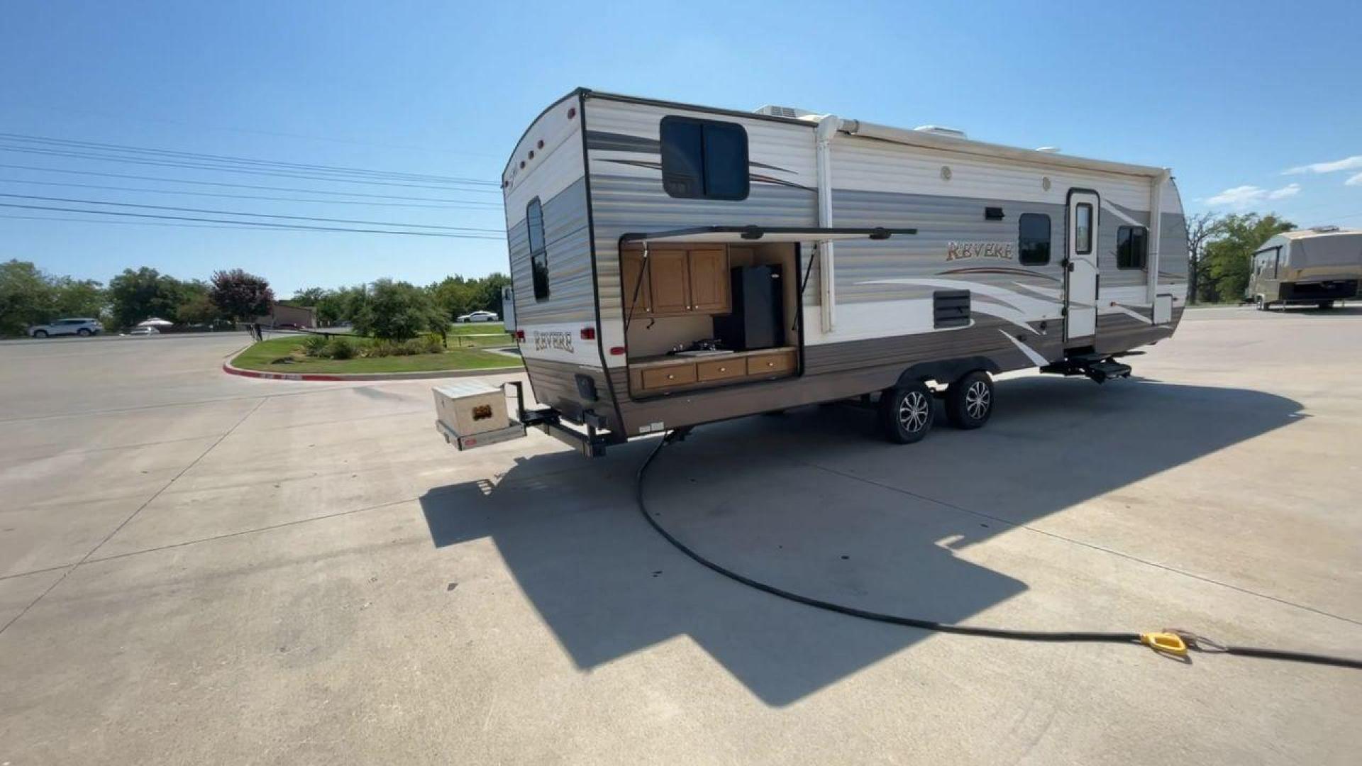 2017 FOREST RIVER SHASTA REVERE 30BH (5ZT2SHVBXHE) , located at 4319 N Main St, Cleburne, TX, 76033, (817) 678-5133, 32.385960, -97.391212 - Photo#1