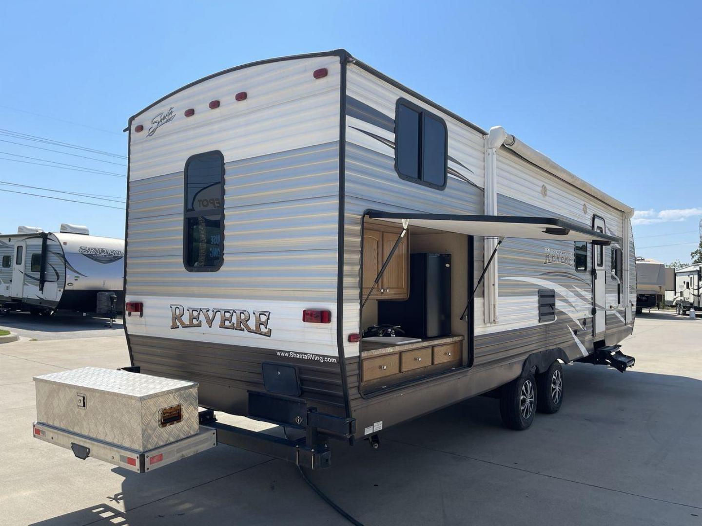 2017 FOREST RIVER SHASTA REVERE 30BH (5ZT2SHVBXHE) , located at 4319 N Main St, Cleburne, TX, 76033, (817) 678-5133, 32.385960, -97.391212 - Photo#24