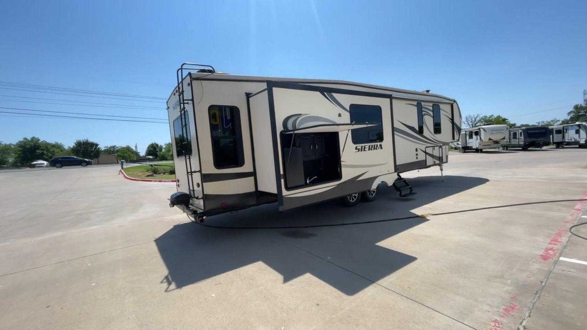 2017 FOREST RIVER SIERRA 372LOK (4X4FSEN22HJ) , located at 4319 N Main St, Cleburne, TX, 76033, (817) 678-5133, 32.385960, -97.391212 - Photo#1