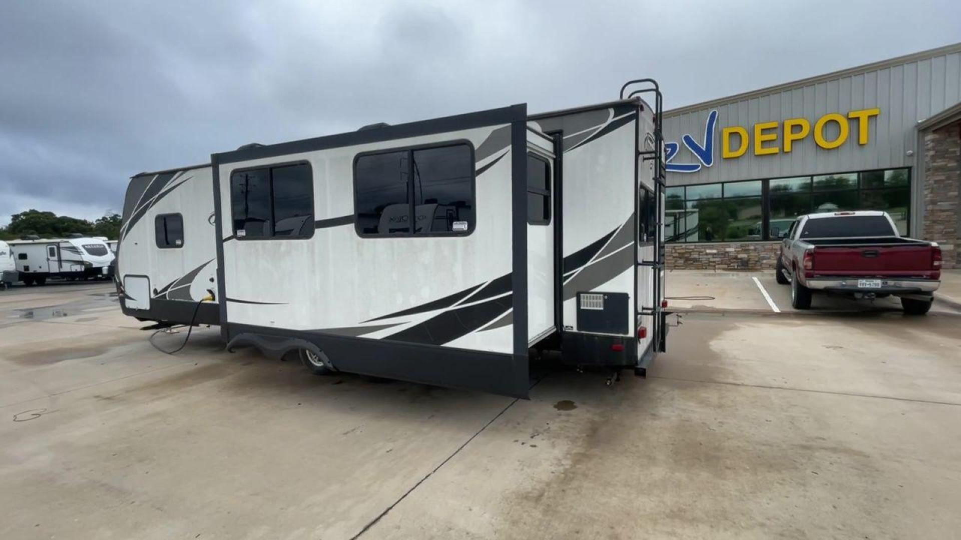 2017 TAN GRAND DESIGN IMAGINE 2670MK (573TE322XH6) , located at 4319 N Main St, Cleburne, TX, 76033, (817) 678-5133, 32.385960, -97.391212 - Photo#7