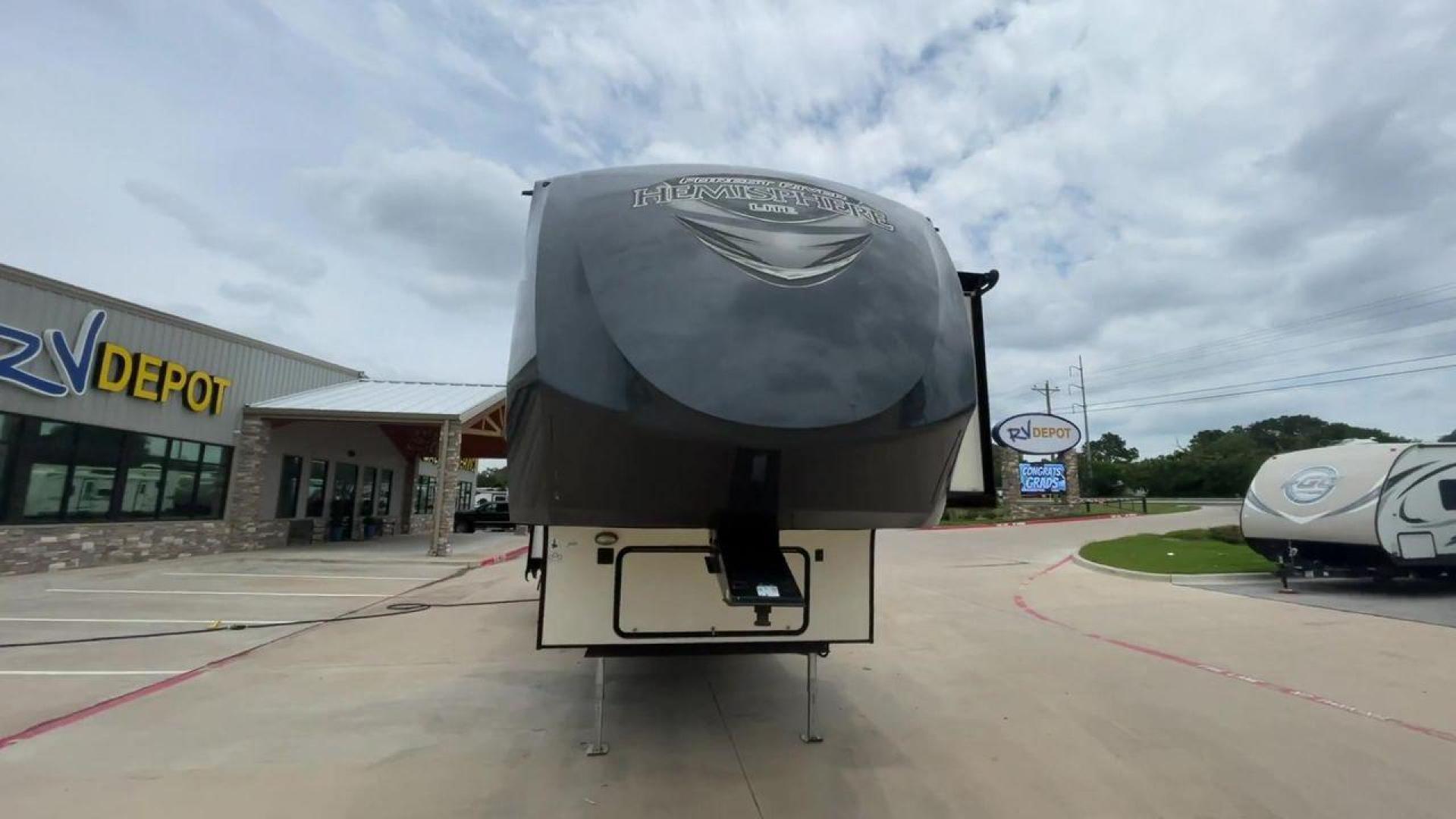 2017 TAN HEMISPHERE 337BAR (4X4FSBK25HV) , Length: 39.58 ft. | Dry Weight: 10,069 lbs. | Slides: 3 transmission, located at 4319 N Main St, Cleburne, TX, 76033, (817) 678-5133, 32.385960, -97.391212 - This 2017 Forest River Salem Hemisphere Lite 337BAR fifth wheel measures 39.58 feet. It is a dual axle, aluminum wheel setup with electric drum brakes. Its dry weight is 10,069 lbs, its payload capacity is 2,321 lbs, and its hitch weight is 1,990 lbs. The fiberglass exterior is painted white with bl - Photo#25