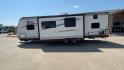 2017 WHITE JAYCO JAYFLIGHT 28BHBE (1UJBJ0BR8H1) , Length: 33.42 ft. | Dry Weight: 6,510 lbs. | Gross Weight: 9,250 lbs. | Slides: 1 transmission, located at 4319 N Main St, Cleburne, TX, 76033, (817) 678-5133, 32.385960, -97.391212 - Photo#6