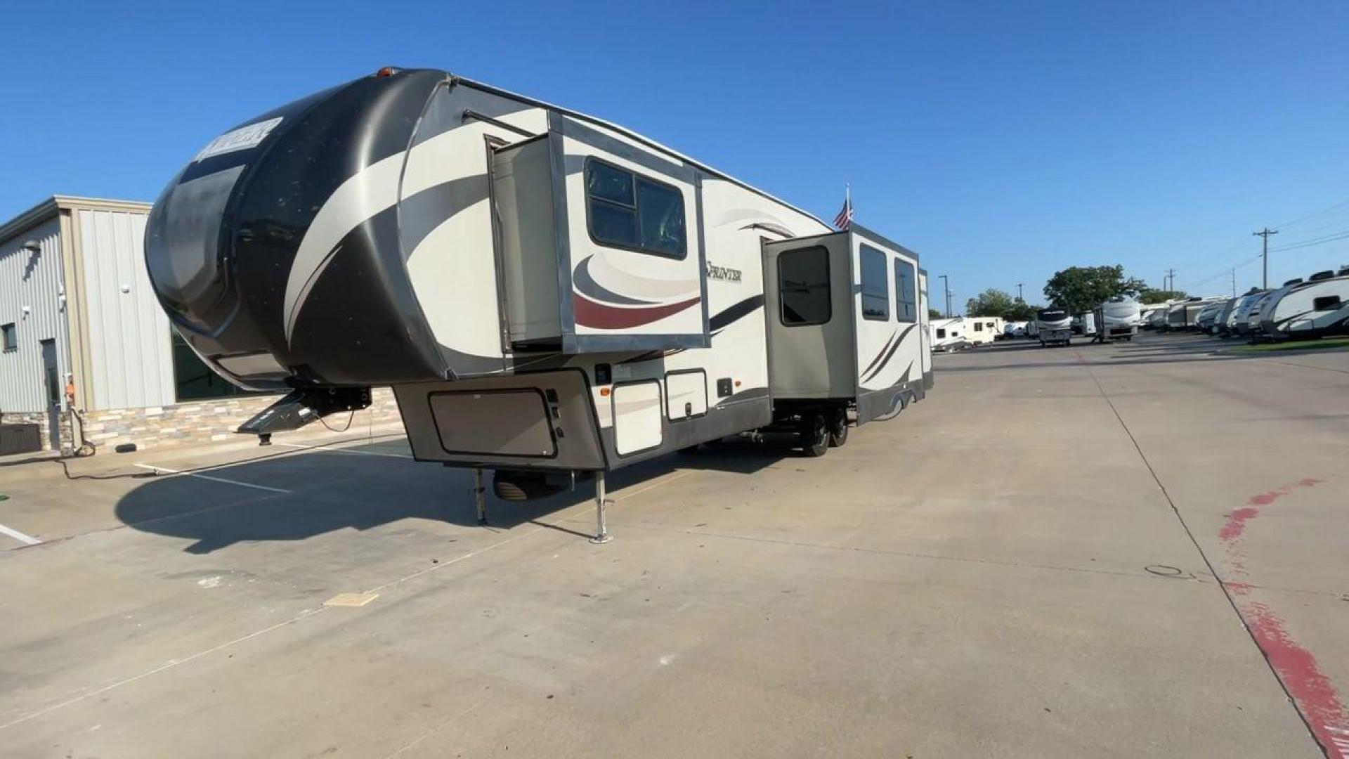 2017 BROWN KEYSTONE SPRINTER 324FWBHS (4YDF32424H1) , Length: 38.83 ft. | Dry Weight: 10,770 lbs. | Gross Weight: 14,000 lbs. | Slides: 3 transmission, located at 4319 N Main St, Cleburne, TX, 76033, (817) 678-5133, 32.385960, -97.391212 - The 2017 Keystone Sprinter 324FWBHS defines premium residential living on the go. It comes equipped with an outside kitchen with a fridge and cooktop as well as a TV cabinet. It has a large power awning with LED lights to light up your campsite. Inside, you will find a spacious living and kitchen ar - Photo#5