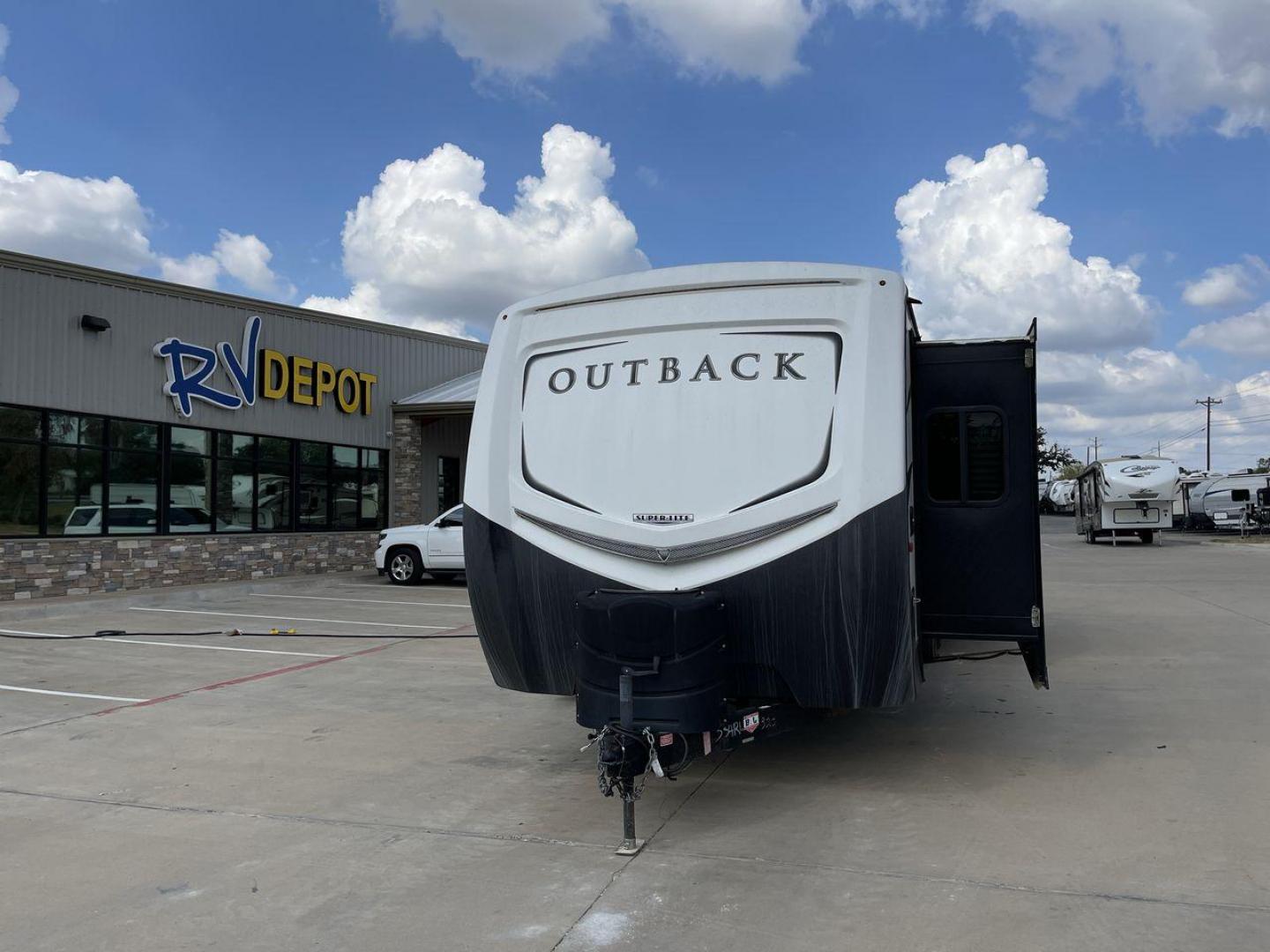 2017 OUTBACK 334RL - (4YDT33422HB) , Length: 37.83 ft. | Dry Weight: 8,155 lbs. | Gross Weight: 10,500 lbs | Slides: 2 transmission, located at 4319 N Main St, Cleburne, TX, 76033, (817) 678-5133, 32.385960, -97.391212 - Photo#0