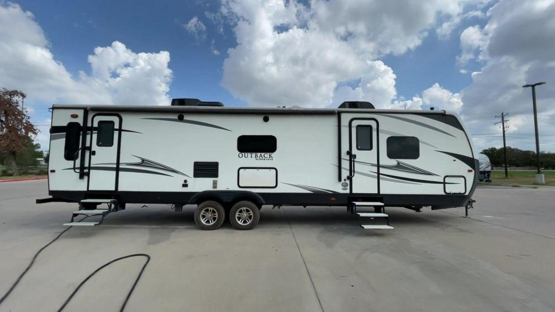 2017 OUTBACK 334RL - (4YDT33422HB) , Length: 37.83 ft. | Dry Weight: 8,155 lbs. | Gross Weight: 10,500 lbs | Slides: 2 transmission, located at 4319 N Main St, Cleburne, TX, 76033, (817) 678-5133, 32.385960, -97.391212 - Photo#2