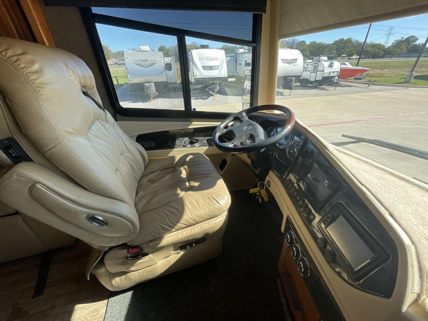 2017 TIFFIN ALLEGRO BUS 45OPP (5VBBAK7A6HA) , located at 4319 N Main St, Cleburne, TX, 76033, (817) 678-5133, 32.385960, -97.391212 - Photo#27