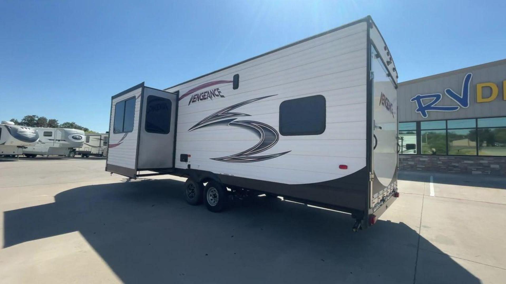 2017 WHITE VENGEANCE 29V (4X4TVGE29HY) , Length: 34.5 ft. | Dry Weight: 7,789 lbs. | Gross Weight: 11,370 lbs. | Slides: 1 transmission, located at 4319 N Main St, Cleburne, TX, 76033, (817) 678-5133, 32.385960, -97.391212 - The 2017 Vengeance 29V toy hauler will let you unleash your sense of adventure. Designed to meet your travel demands as well as your love of outdoor toys, this tough and feature-rich RV is the ideal balance of comfort and utility. This toy hauler measures 34.5 ft in length, 8.5 ft in width, and 12.0 - Photo#7