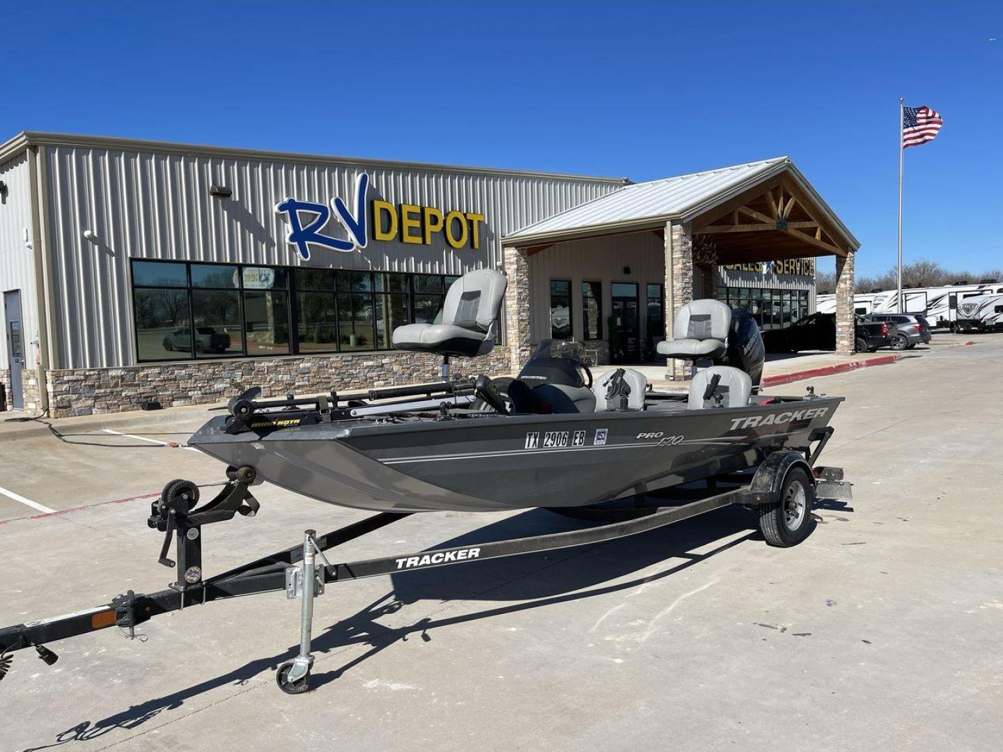 2018 BASS TRACKER PRO (BUJ61274L71) , located at 4319 N Main St, Cleburne, TX, 76033, (817) 678-5133, 32.385960, -97.391212 - The 2018 Bass Tracker Pro is the best fishing partner ever. This boat was made with great care and is built to perform. It has a strong hull and a large deck, so you and your gear will have plenty of room for a relaxing and productive fishing trip. For any fishing trip, this boat is built to last th - Photo#0