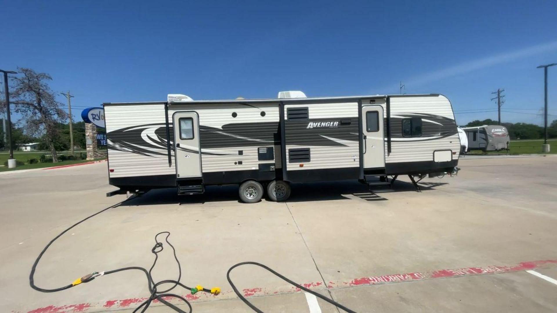 2018 FOREST RIVER AVENGER 34DQB (5ZT2AVZB6JB) , located at 4319 N Main St, Cleburne, TX, 76033, (817) 678-5133, 32.385960, -97.391212 - Photo#2