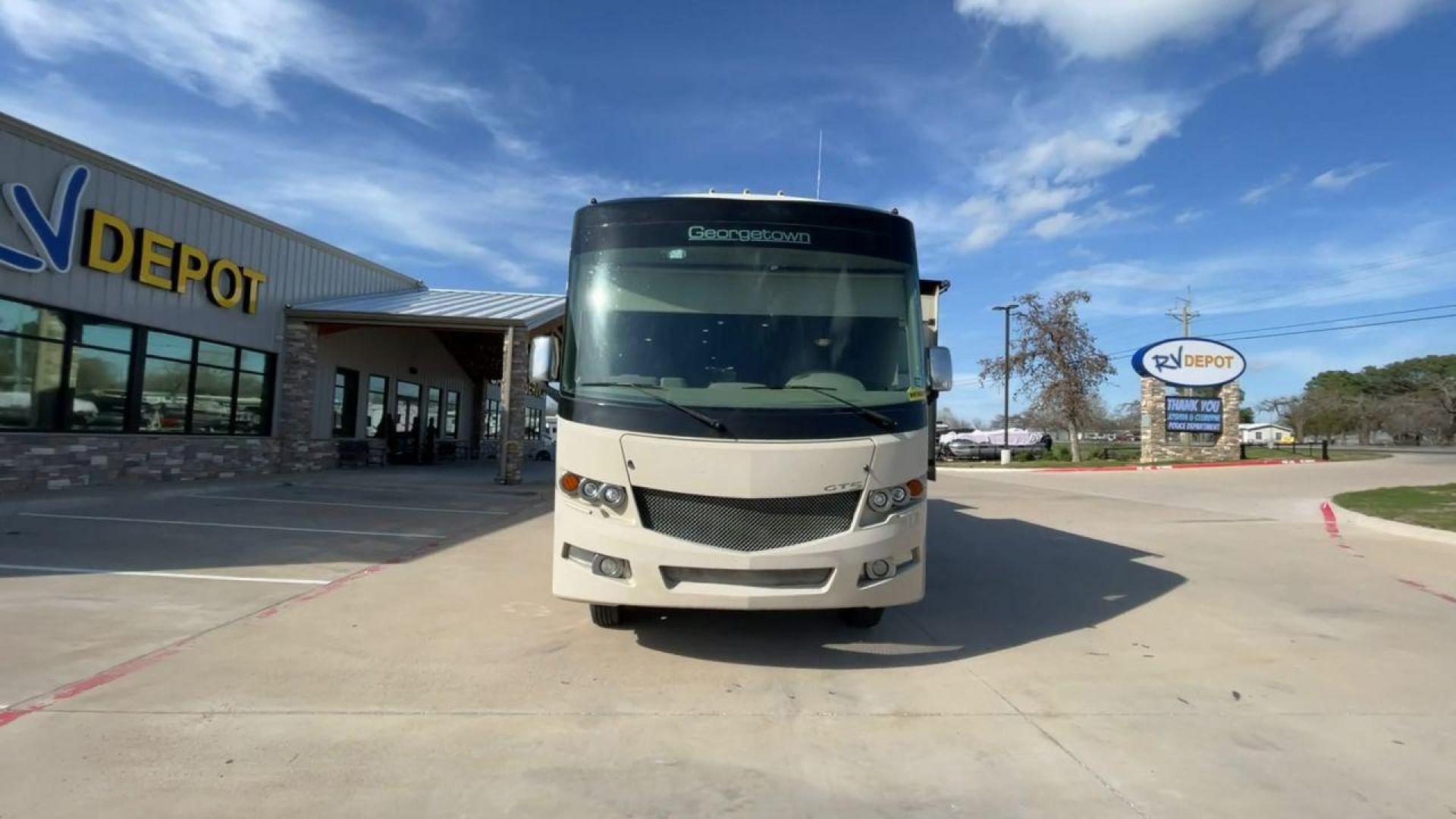 2019 /Brown FOREST RIVER GEORGETOWN 36B5 (1F66F5DYXJ0) , Length: 37.92 ft. | GVWR: 22,000 lbs. | Engine: Triton / V10 | Slides: 3 transmission, located at 4319 N Main St, Cleburne, TX, 76033, (817) 678-5133, 32.385960, -97.391212 - Photo#4