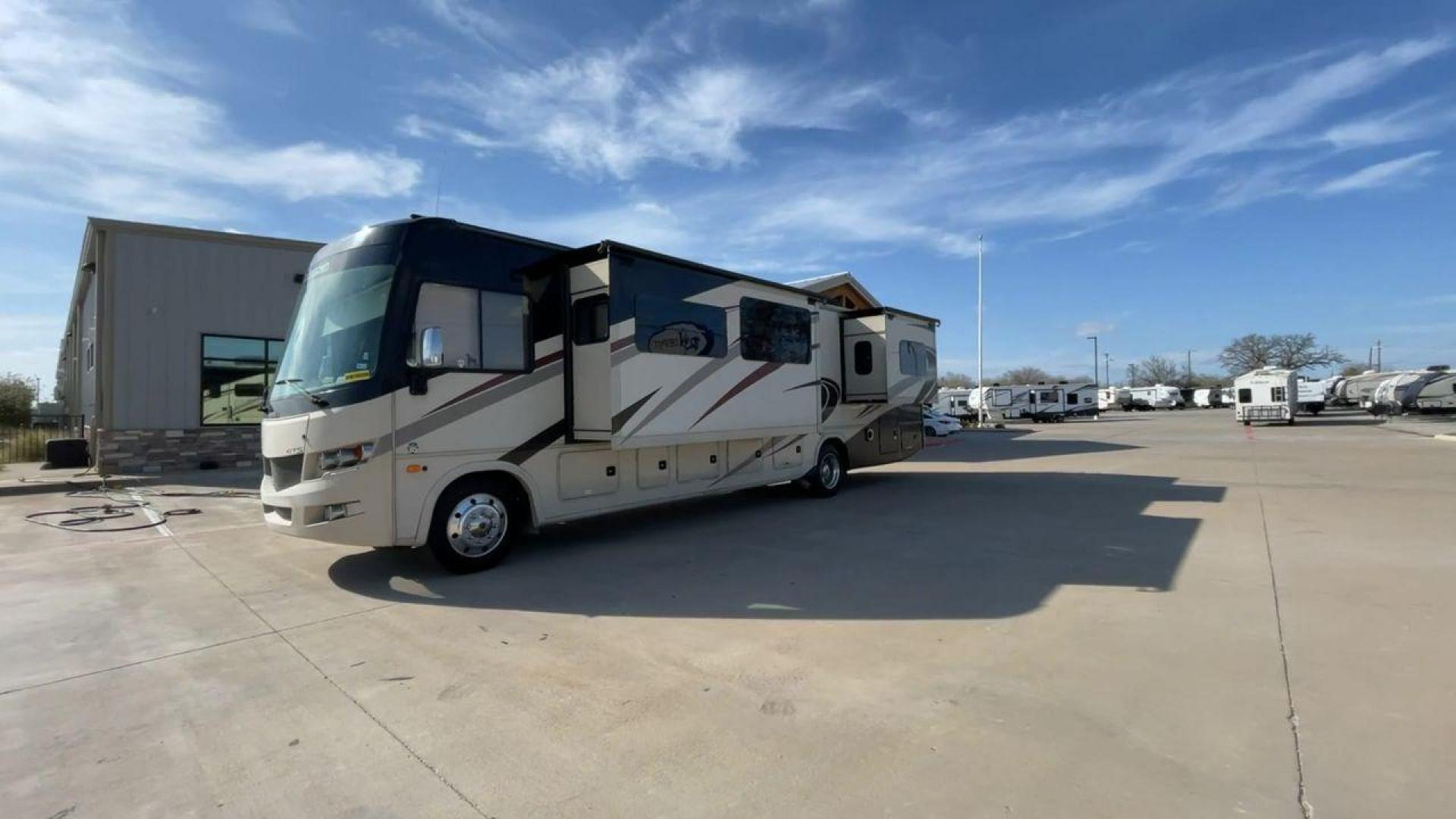 2019 /Brown FOREST RIVER GEORGETOWN 36B5 (1F66F5DYXJ0) , Length: 37.92 ft. | GVWR: 22,000 lbs. | Engine: Triton / V10 | Slides: 3 transmission, located at 4319 N Main St, Cleburne, TX, 76033, (817) 678-5133, 32.385960, -97.391212 - Photo#5