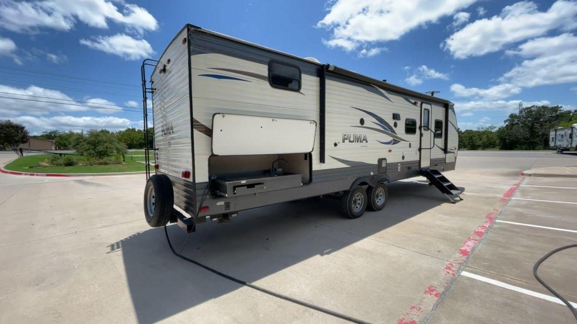 2018 FOREST RIVER PUMA 29QBSS (4X4TPUE27JP) , located at 4319 N Main St, Cleburne, TX, 76033, (817) 678-5133, 32.385960, -97.391212 - Photo#1