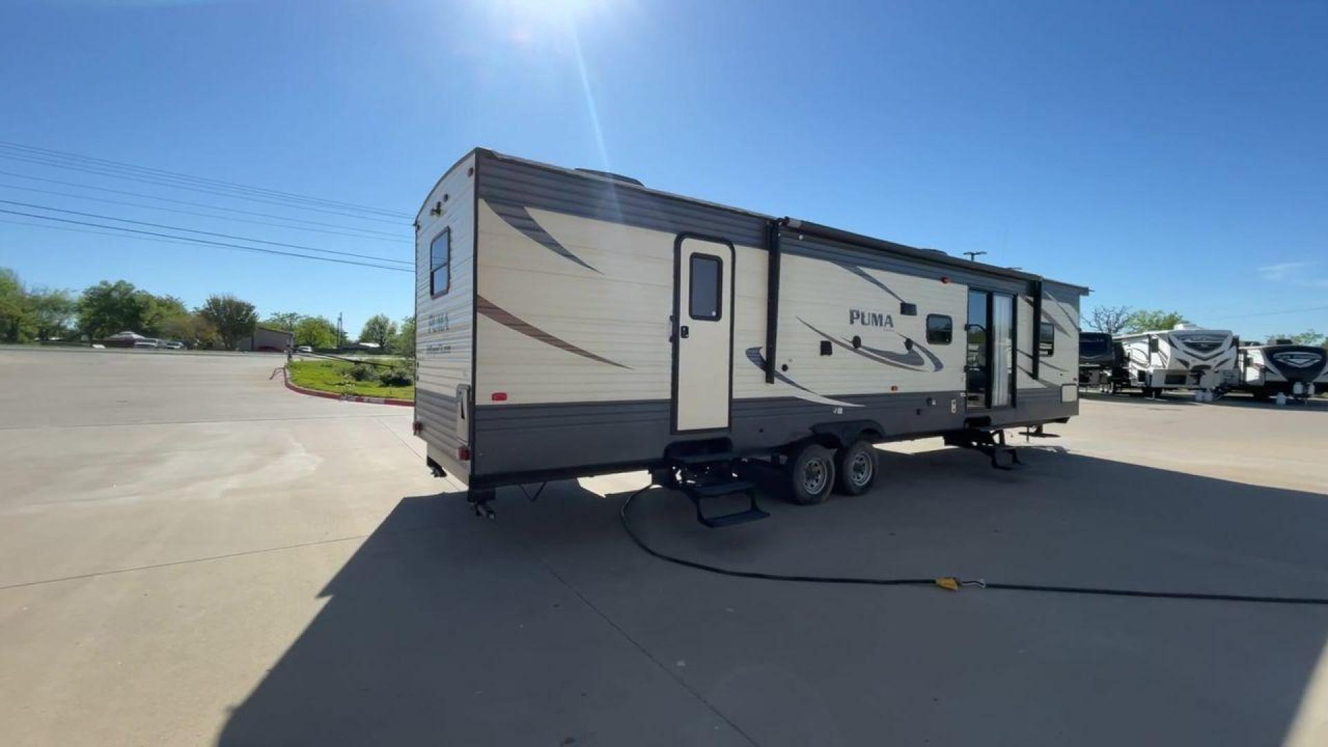 2018 FOREST RIVER PUMA 39PBS (4X4TPUR20JP) , located at 4319 N Main St, Cleburne, TX, 76033, (817) 678-5133, 32.385960, -97.391212 - Photo#1