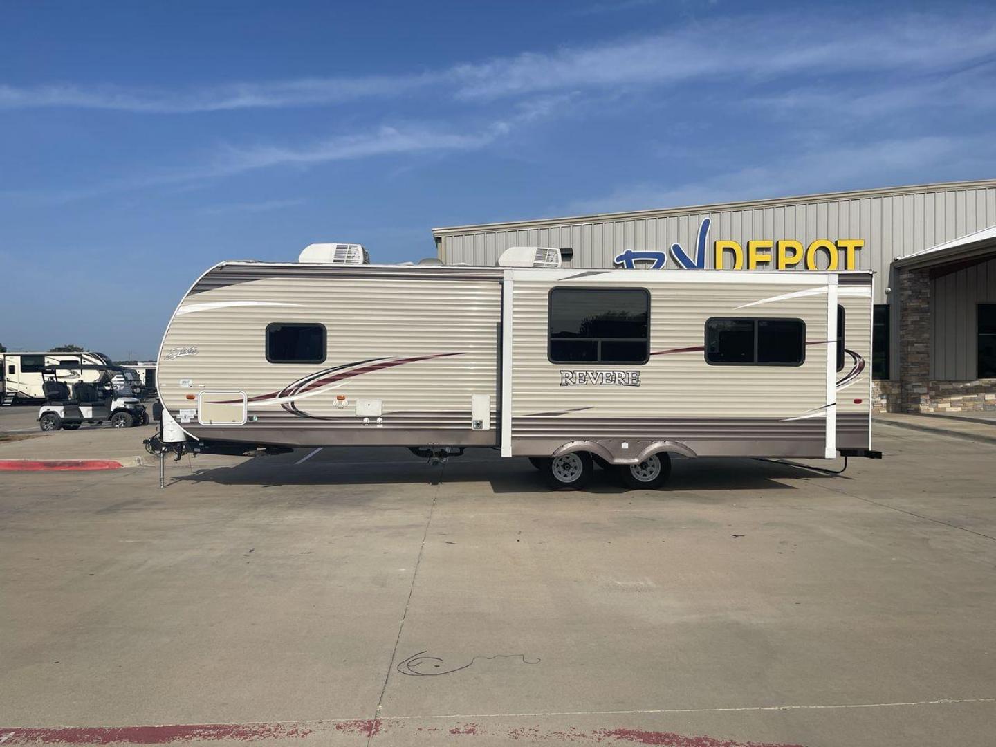 2018 FOREST RIVER SHASTA REVERE 27RL (5ZT2SHSB5JE) , located at 4319 N Main St, Cleburne, TX, 76033, (817) 678-5133, 32.385960, -97.391212 - Photo#23