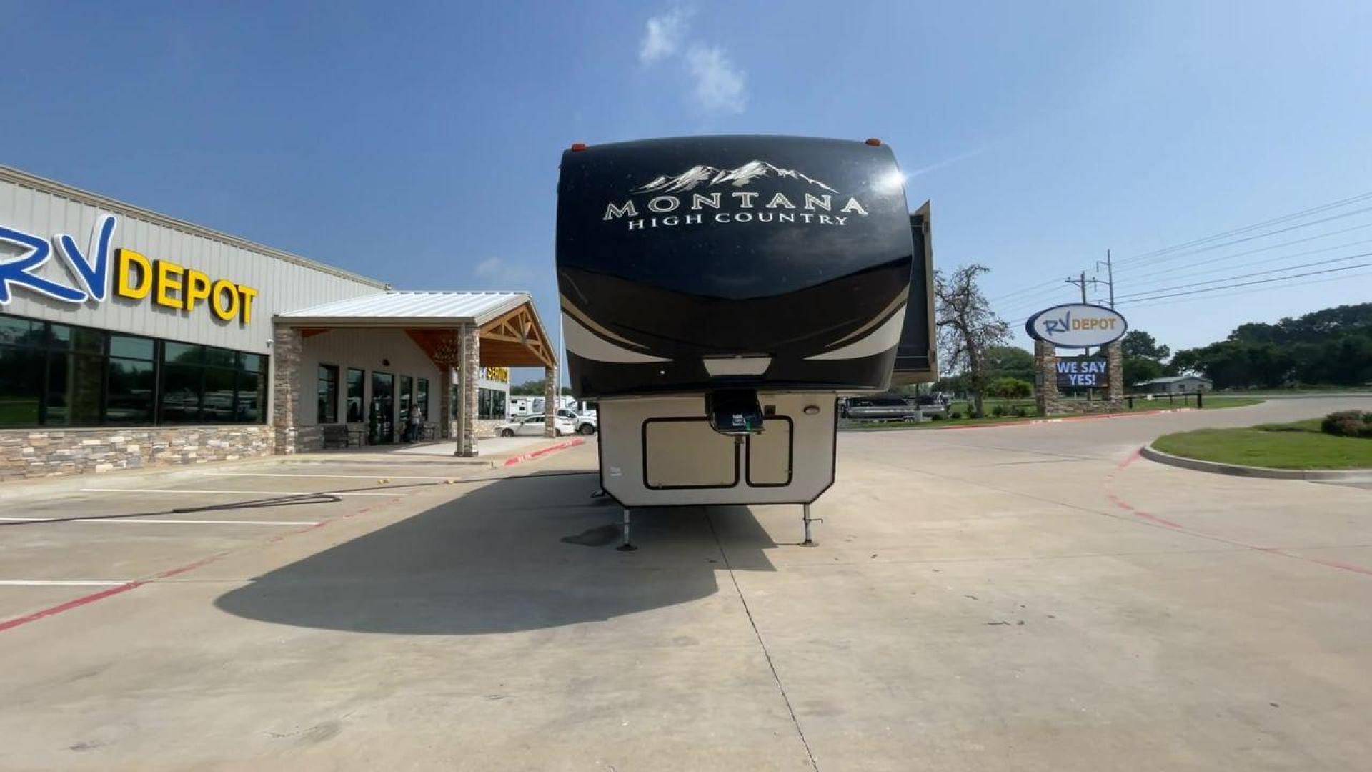 2018 TAN KEYSTONE MONTANA 305RL (4YDF3052XJA) , Length: 35.67 ft. | Dry Weight: 10,390 lbs. | Gross Weight: 14,270 lbs. | Slides: 3 transmission, located at 4319 N Main St, Cleburne, TX, 76033, (817) 678-5133, 32.385960, -97.391212 - The 2018 Keystone Montana 305RL is a dual-axle aluminum wheel set-up that measures 35.67 ft. in length. It has a dry weight of 10,390 lbs. and a GVWR of 14,270 lbs. It is made of aluminum and fiberglass. It comes with automatic heating and cooling rated at 35,000 and 15,000 BTUs respectively. With 3 - Photo#4